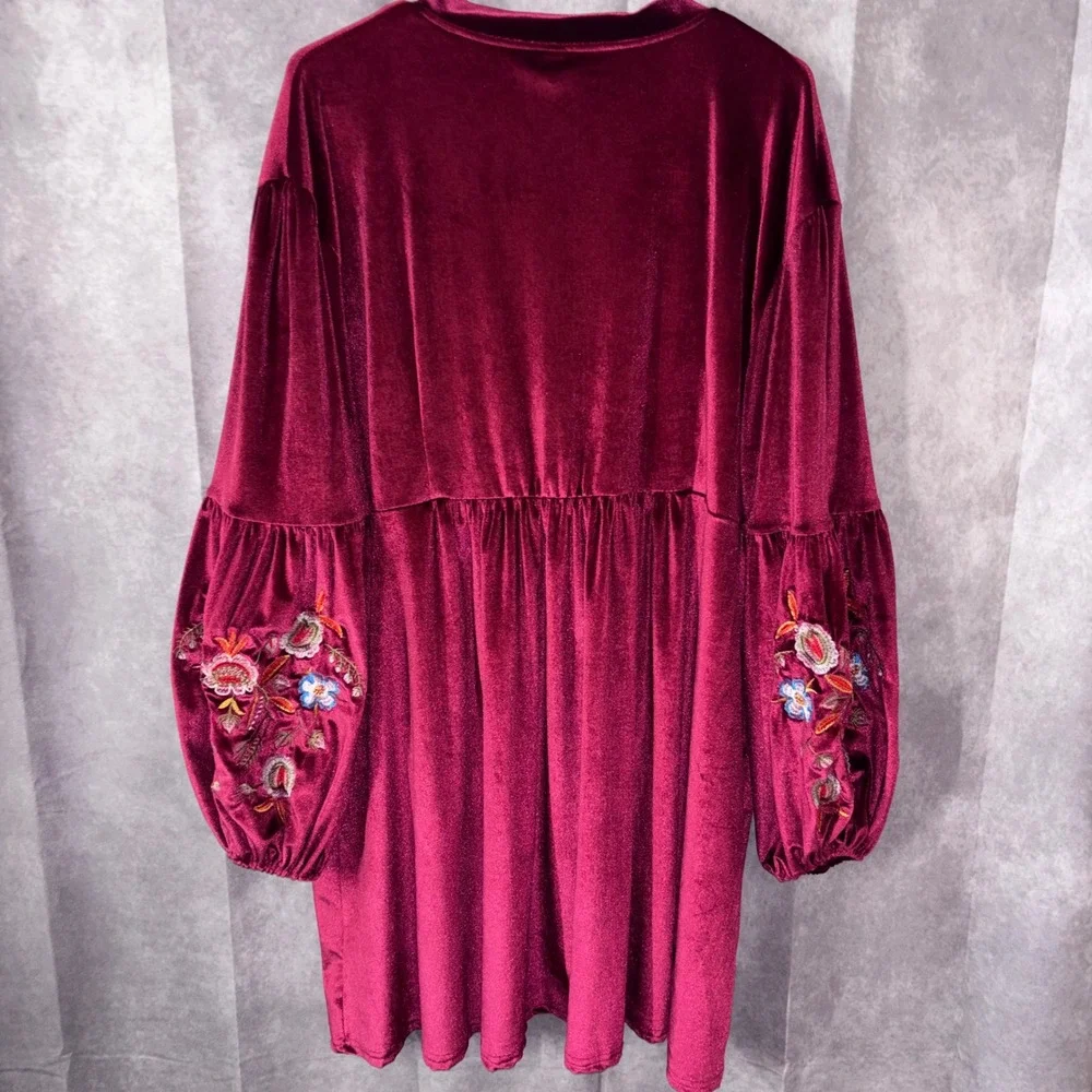 New Women's Plus Size 4X Velvet Embroidered Boho Dress Burgundy Floral Tassel